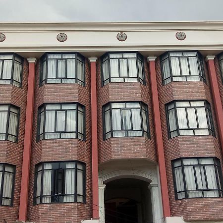 Assam Jatri Niwas Hotell Puri Exteriör bild